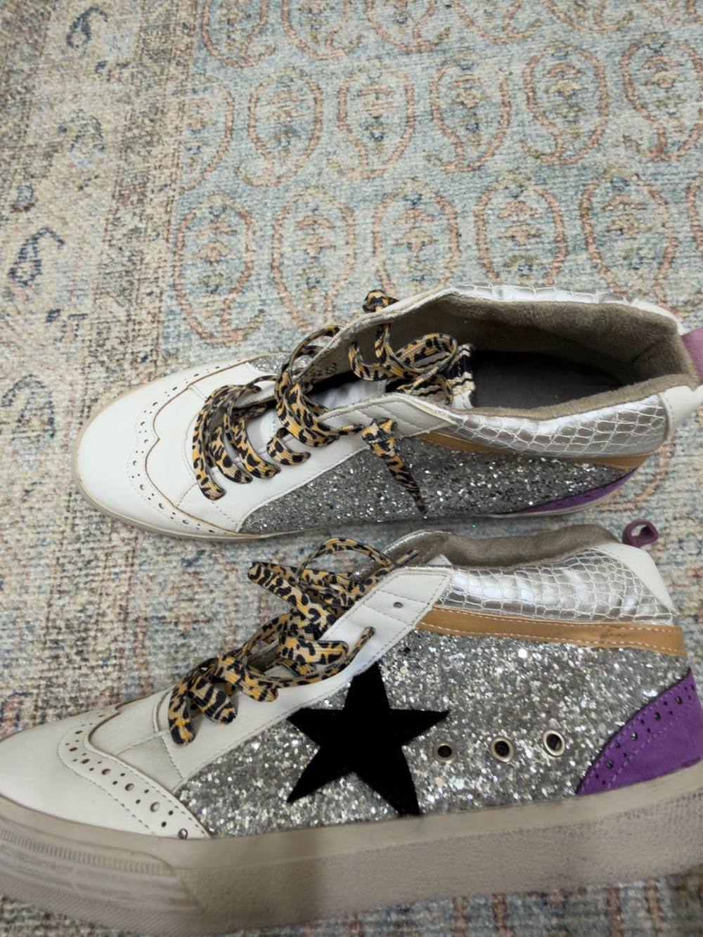 Shu Shop Rina size 8.5 NWOT LSU purple and gold